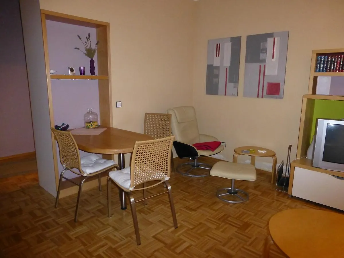Ferienwohnungen Wozengi Schweinfurt Apartment